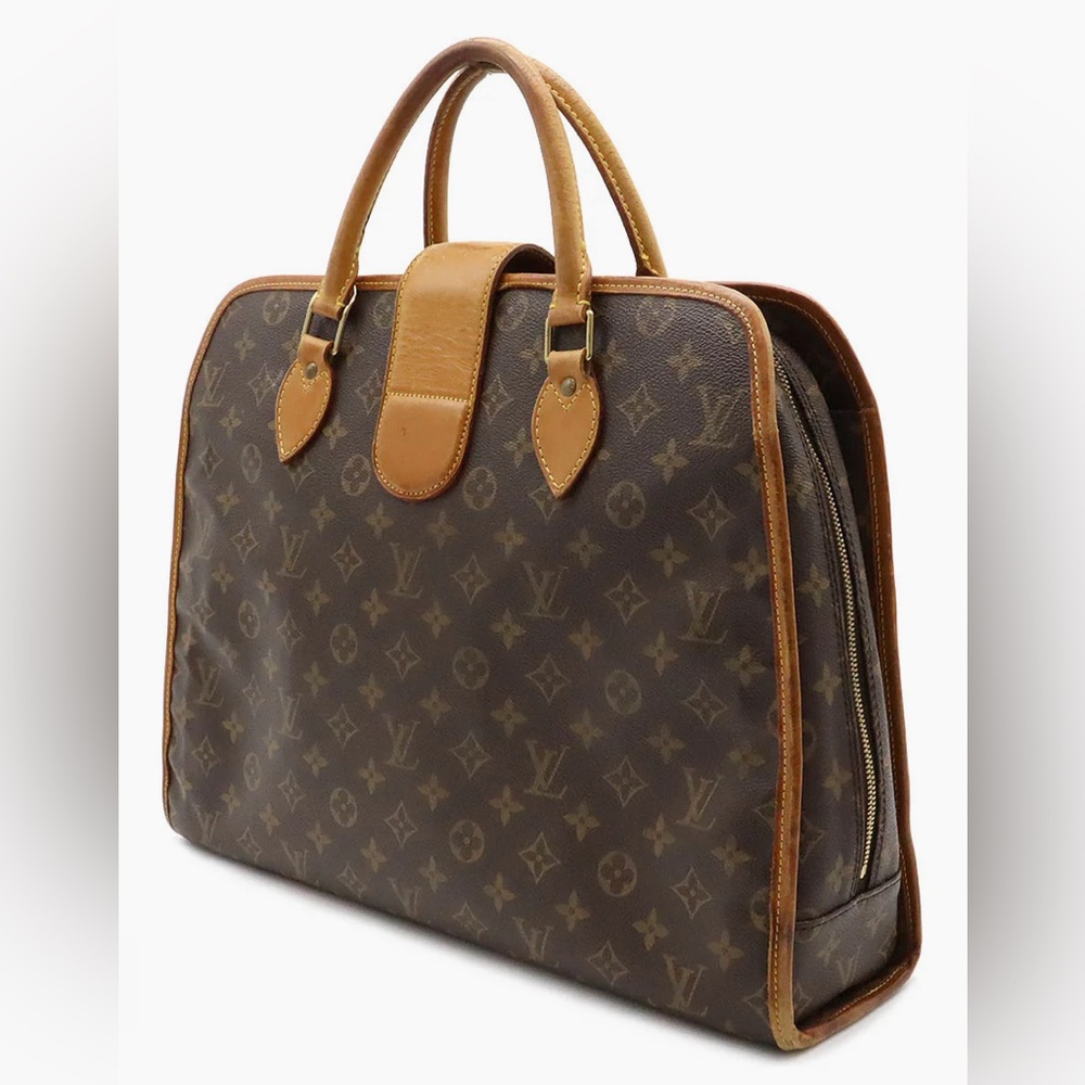 Excellent Condition—Louis Vuitton Monogram Rivoli